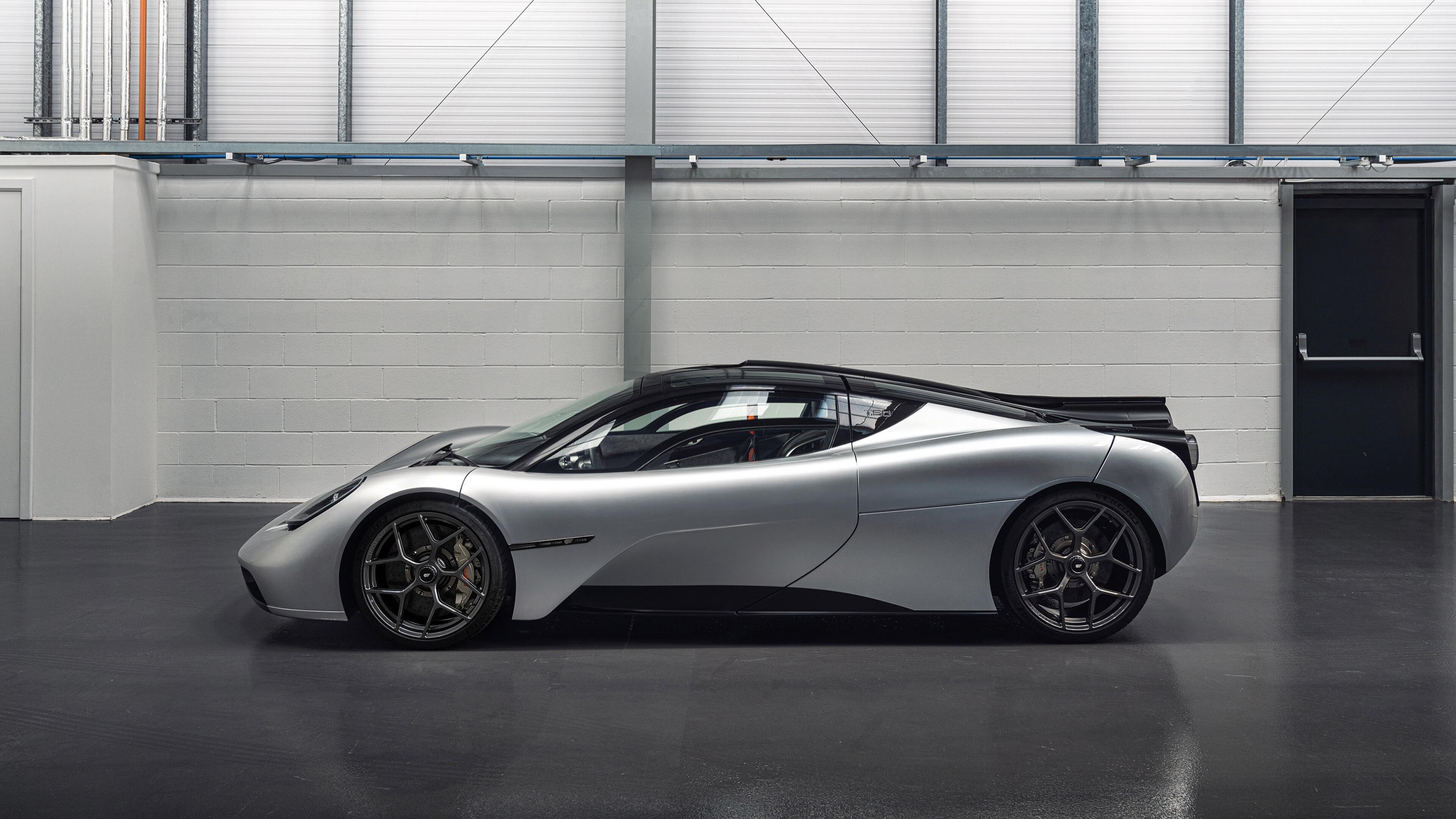 挺身而出！爱德华兹末节之王助深圳逆风翻盘