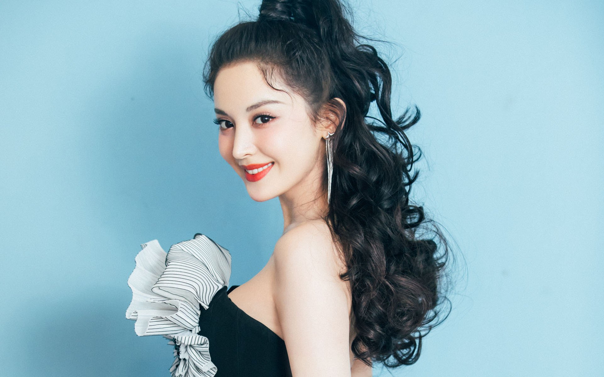 欧洲红魔的南美魔咒，委内瑞拉横扫比利时背后的足球密码